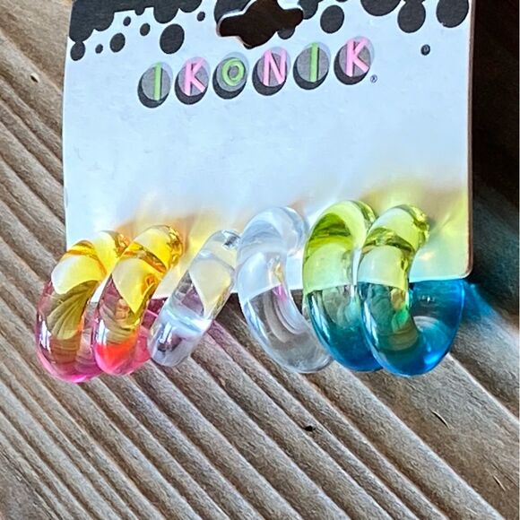 New Gradient Acrylic Hoops - Picture 5 of 10